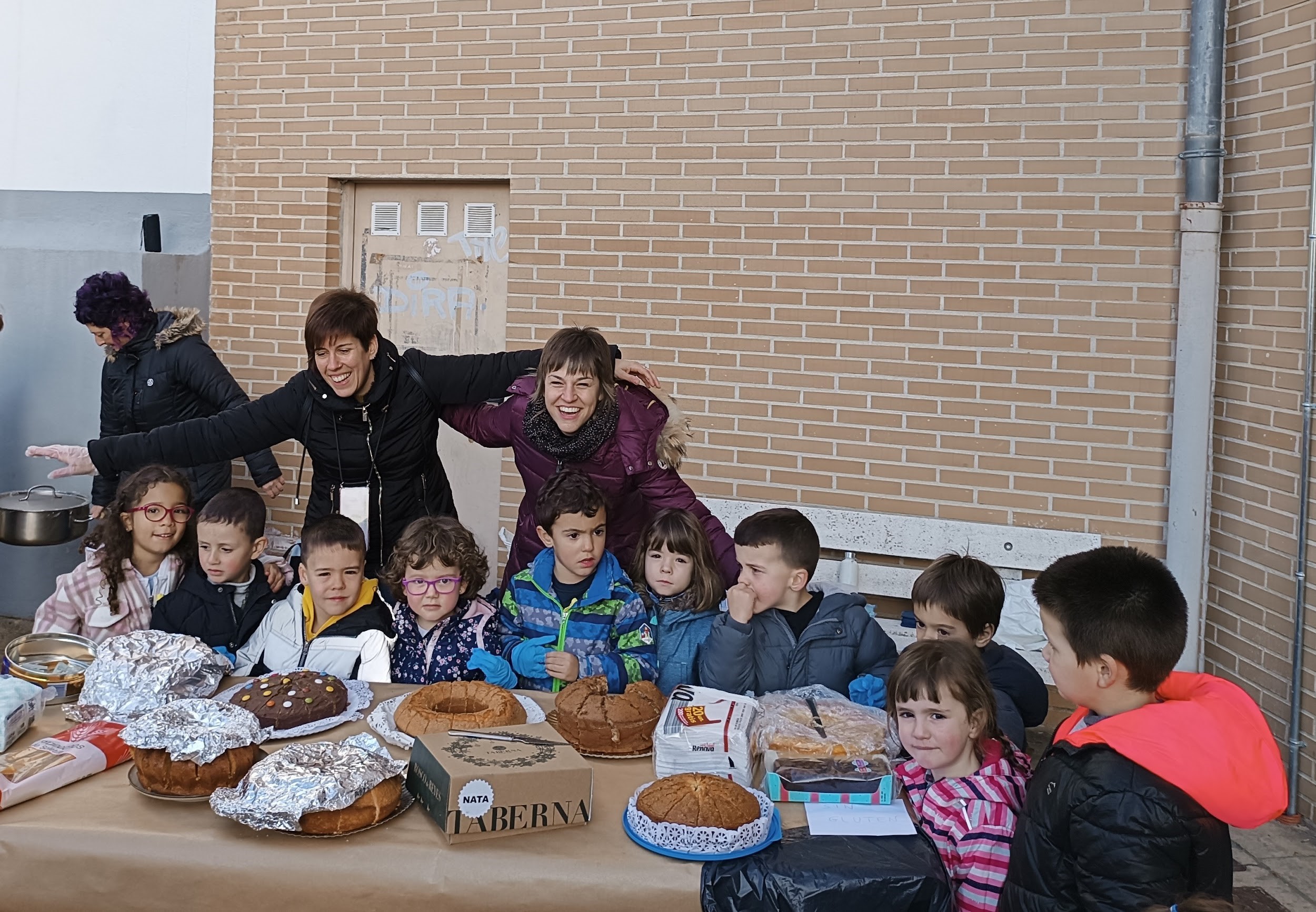 La escuela rural de Cáseda ha celebrado su ya tradicional Almuerzo Solidario Anual